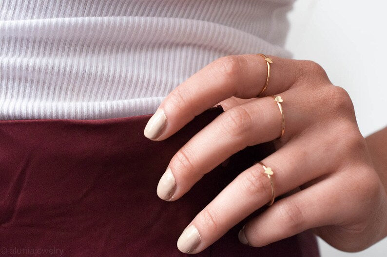 Dainty Love Finger Ring