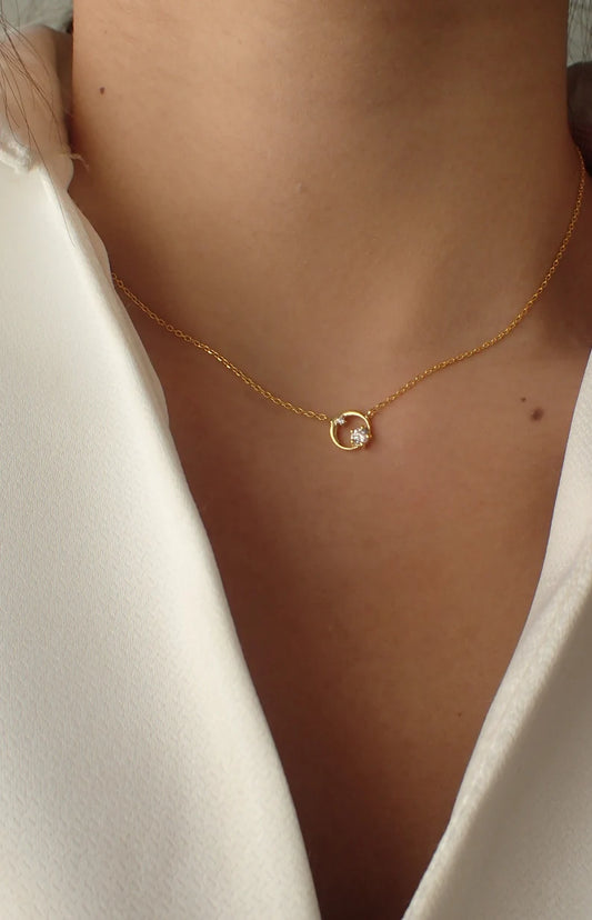 Elegant Gold Circle Necklace