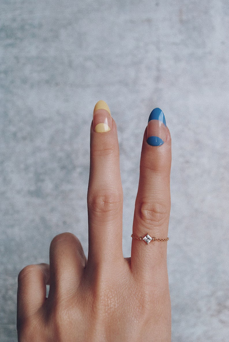 Dainty Sparkle Finger Ring