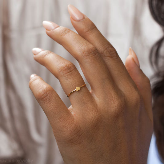 Dainty Love Finger Ring