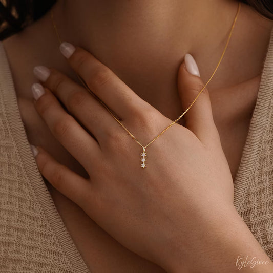 Minimal Daily Wear Silver Pendant